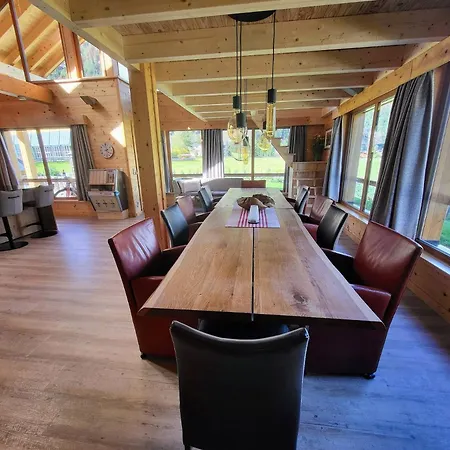 Hausa Alpenspass Chalet